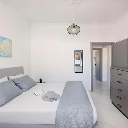 Sokrates * أفانتو