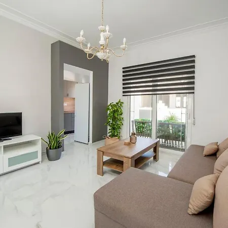 Sokrates شقة أفانتو