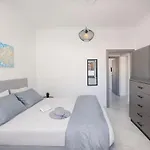Sokrates Apartment *