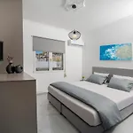 Sokrates Apartament *